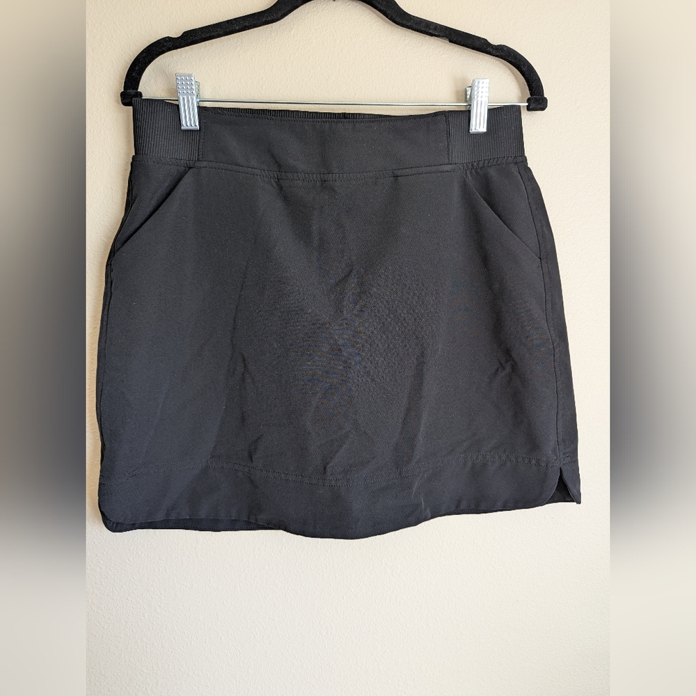 32 Degrees Black Skort Size S